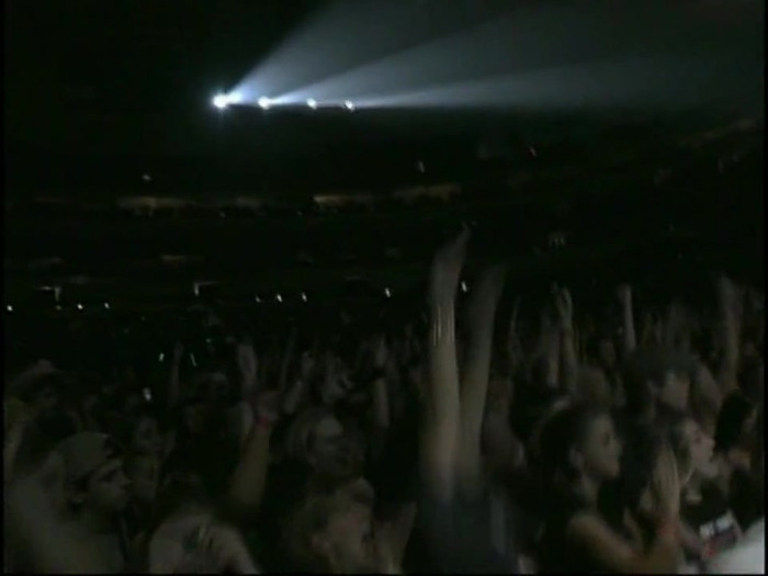 Bonez Tour Documentary [HD] Part2 - Avril Lavigne 1550