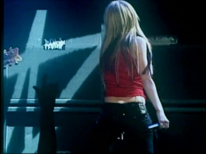 Bonez Tour Documentary [HD] Part2 - Avril Lavigne 2529