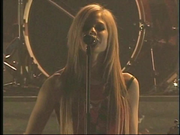 Bonez Tour Documentary [HD] Part2 - Avril Lavigne 1064