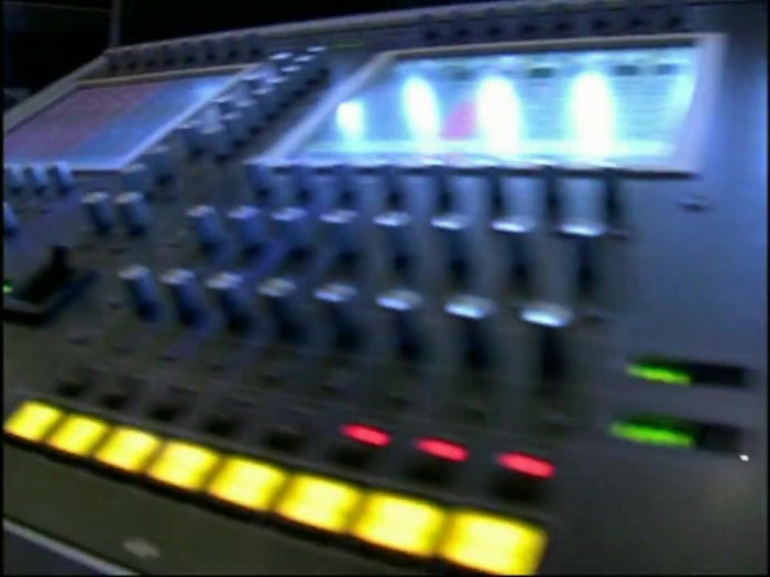 Bonez Tour Documentary [HD] Part2 - Avril Lavigne 0585 - Avril - Lavigne - 2008 - Bonez - Tour - Documentary - oo2