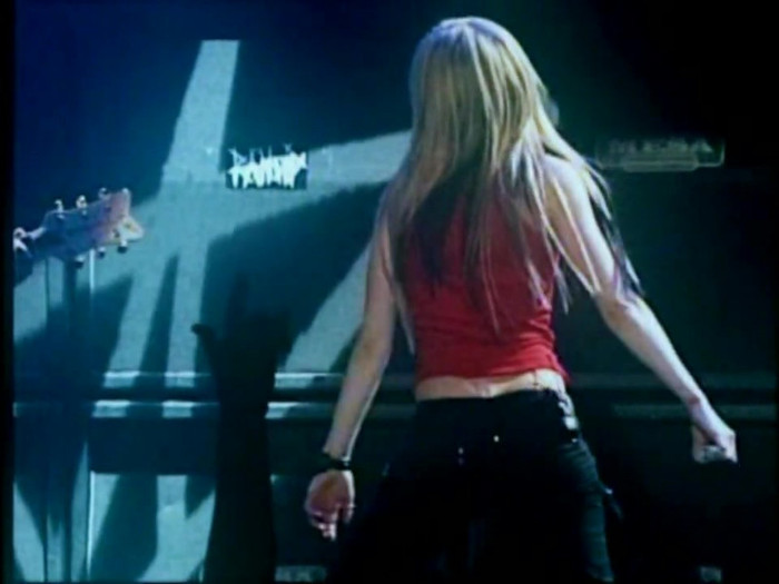 Bonez Tour Documentary [HD] Part2 - Avril Lavigne 2534