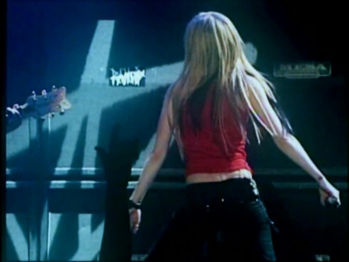 Bonez Tour Documentary [HD] Part2 - Avril Lavigne 2535