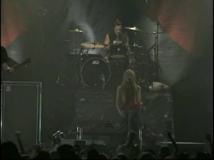 Bonez Tour Documentary [HD] Part2 - Avril Lavigne 2062