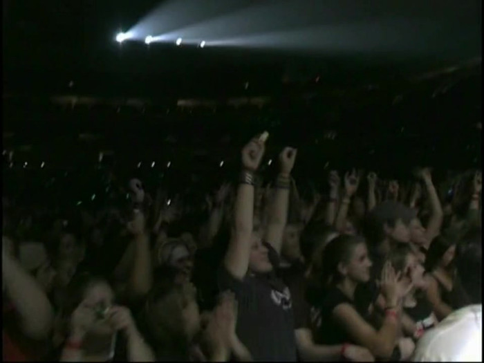 Bonez Tour Documentary [HD] Part2 - Avril Lavigne 1561