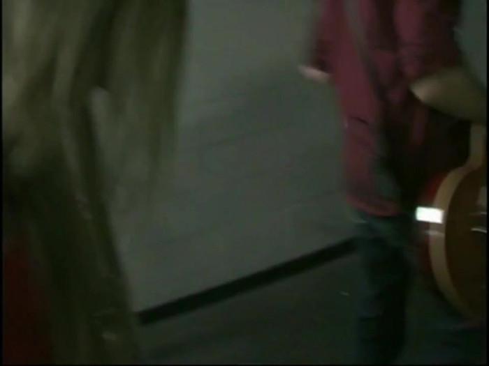 Bonez Tour Documentary [HD] Part2 - Avril Lavigne 0110