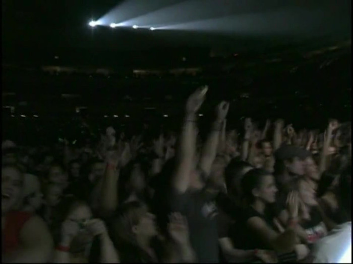 Bonez Tour Documentary [HD] Part2 - Avril Lavigne 1567