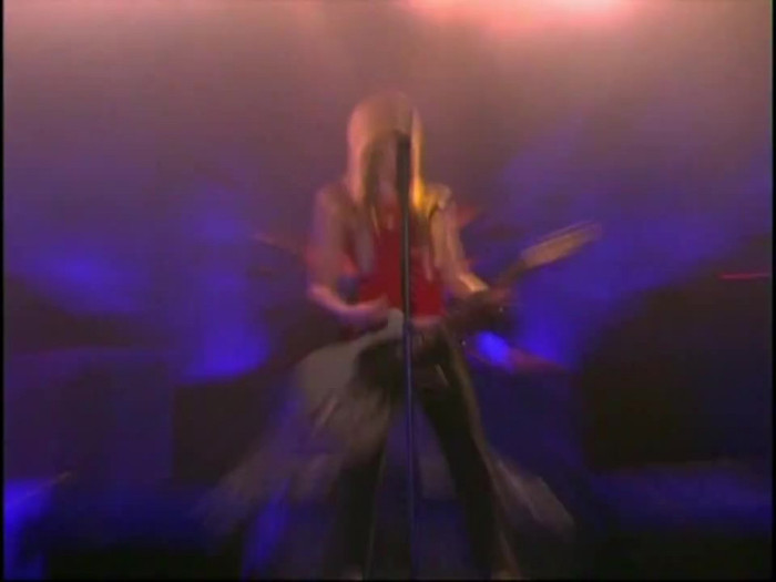 Bonez Tour Documentary [HD] Part2 - Avril Lavigne 1572