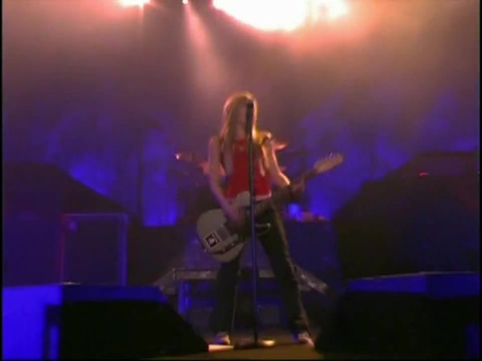 Bonez Tour Documentary [HD] Part2 - Avril Lavigne 1574