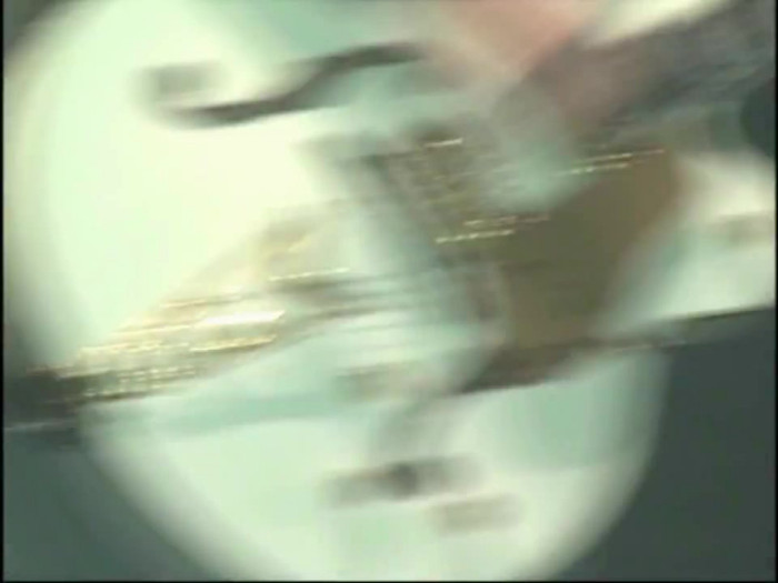 Bonez Tour Documentary [HD] Part2 - Avril Lavigne 2090