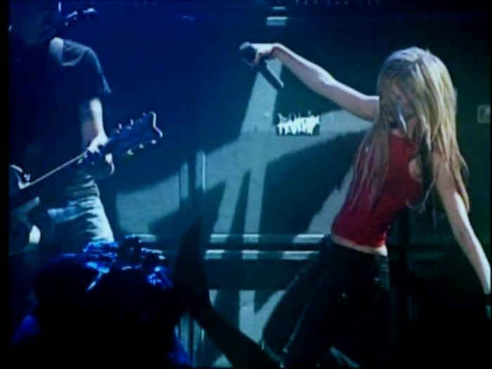 Bonez Tour Documentary [HD] Part2 - Avril Lavigne 2569