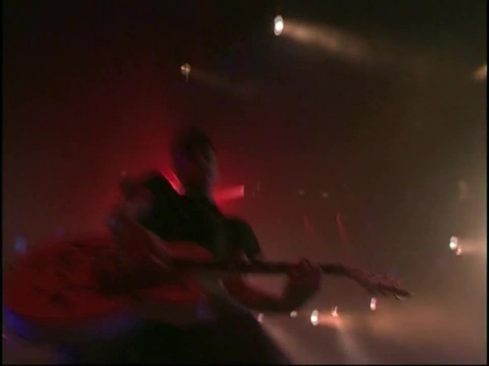 Bonez Tour Documentary [HD] Part2 - Avril Lavigne 1597 - Avril - Lavigne - 2008 - Bonez - Tour - Documentary - oo4