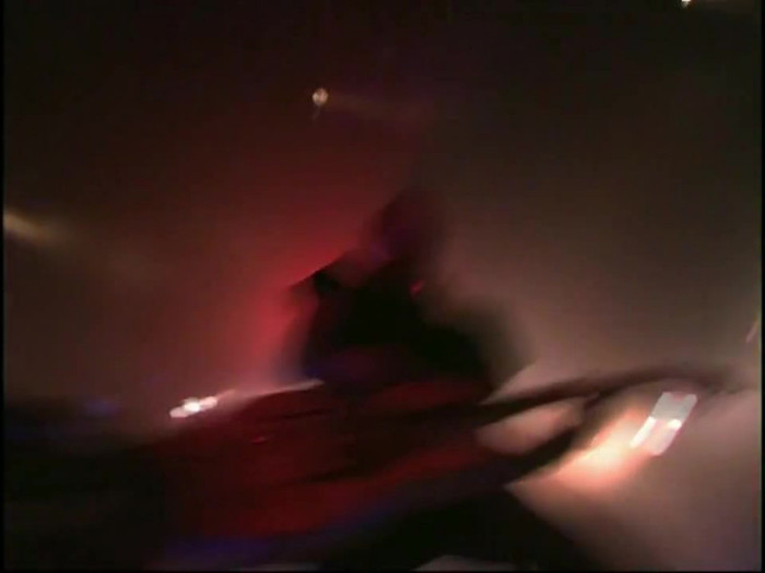 Bonez Tour Documentary [HD] Part2 - Avril Lavigne 1601 - Avril - Lavigne - 2008 - Bonez - Tour - Documentary - oo4