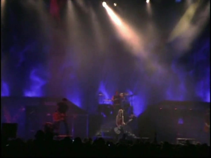 Bonez Tour Documentary [HD] Part2 - Avril Lavigne 1606 - Avril - Lavigne - 2008 - Bonez - Tour - Documentary - oo4