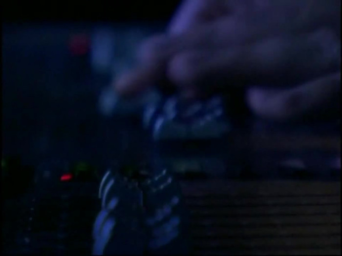 Bonez Tour Documentary [HD] Part2 - Avril Lavigne 0645