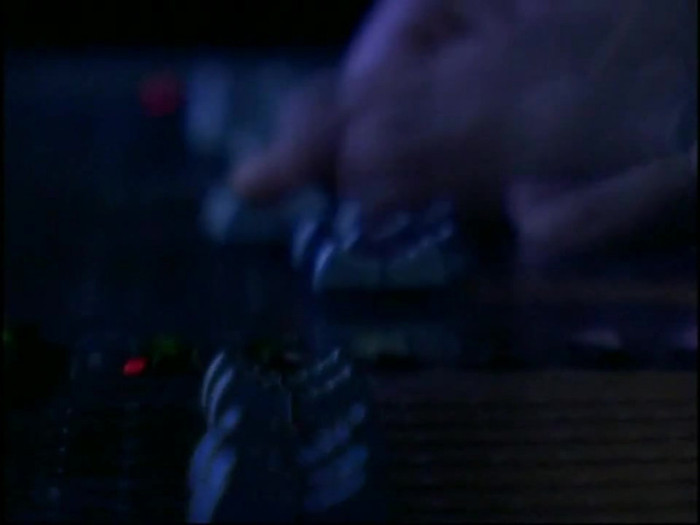 Bonez Tour Documentary [HD] Part2 - Avril Lavigne 0646