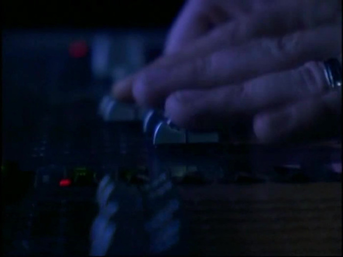 Bonez Tour Documentary [HD] Part2 - Avril Lavigne 0647