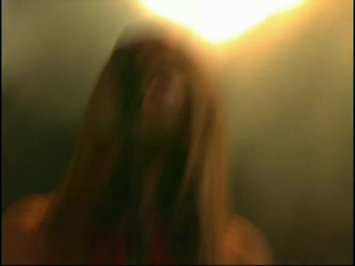Bonez Tour Documentary [HD] Part2 - Avril Lavigne 2125 - Avril - Lavigne - 2008 - Bonez - Tour - Documentary - oo5