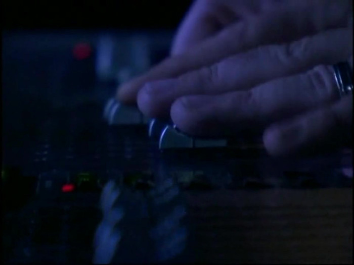 Bonez Tour Documentary [HD] Part2 - Avril Lavigne 0648