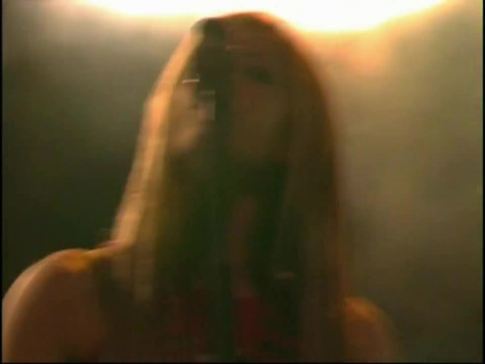 Bonez Tour Documentary [HD] Part2 - Avril Lavigne 2130 - Avril - Lavigne - 2008 - Bonez - Tour - Documentary - oo5