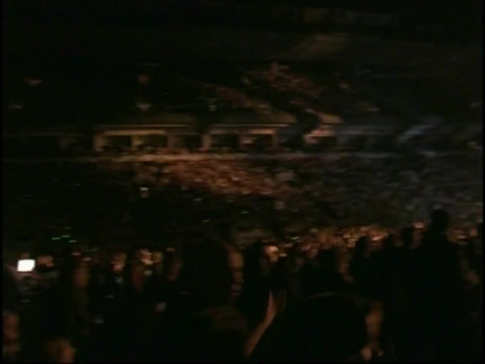 Bonez Tour Documentary [HD] Part2 - Avril Lavigne 0665