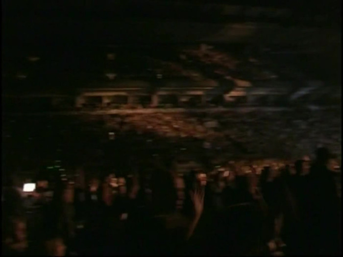 Bonez Tour Documentary [HD] Part2 - Avril Lavigne 0667 - Avril - Lavigne - 2008 - Bonez - Tour - Documentary - oo2