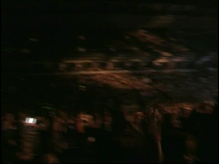 Bonez Tour Documentary [HD] Part2 - Avril Lavigne 0670