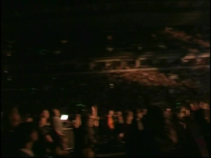 Bonez Tour Documentary [HD] Part2 - Avril Lavigne 0678