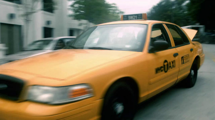 Avril Lavigne - What The Hell_youtube_original 0779