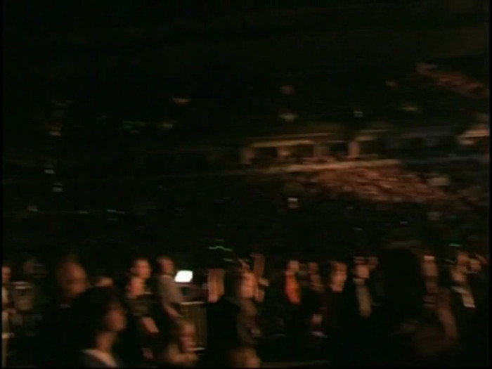 Bonez Tour Documentary [HD] Part2 - Avril Lavigne 0682