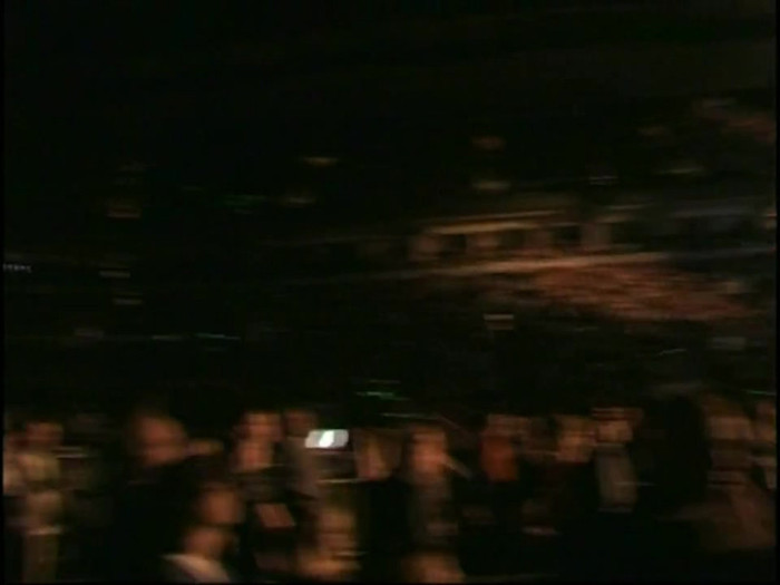 Bonez Tour Documentary [HD] Part2 - Avril Lavigne 0684