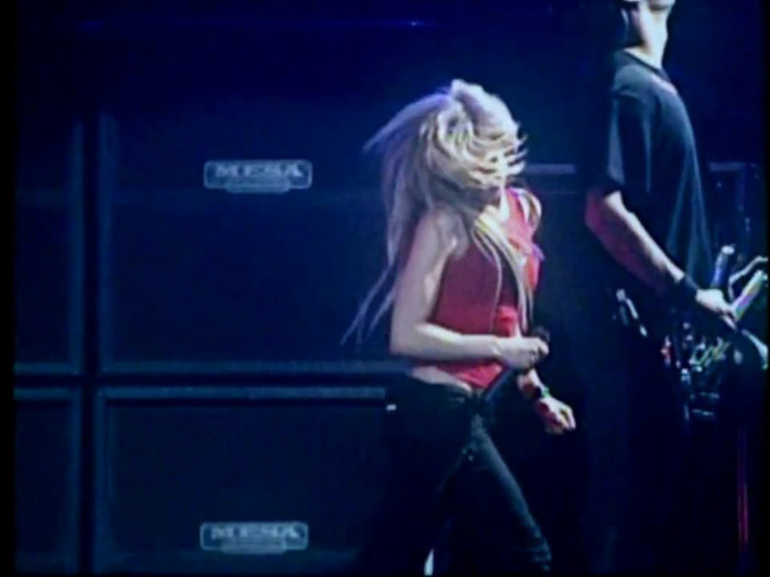 Bonez Tour Documentary [HD] Part2 - Avril Lavigne 2632