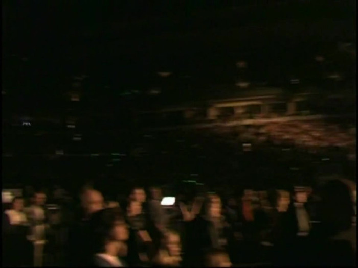 Bonez Tour Documentary [HD] Part2 - Avril Lavigne 0686