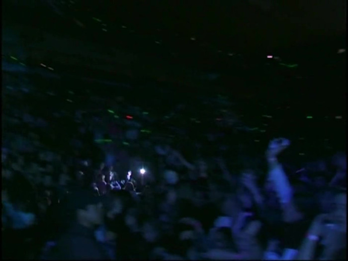 Bonez Tour Documentary [HD] Part2 - Avril Lavigne 1170 - Avril - Lavigne - 2008 - Bonez - Tour - Documentary - oo3