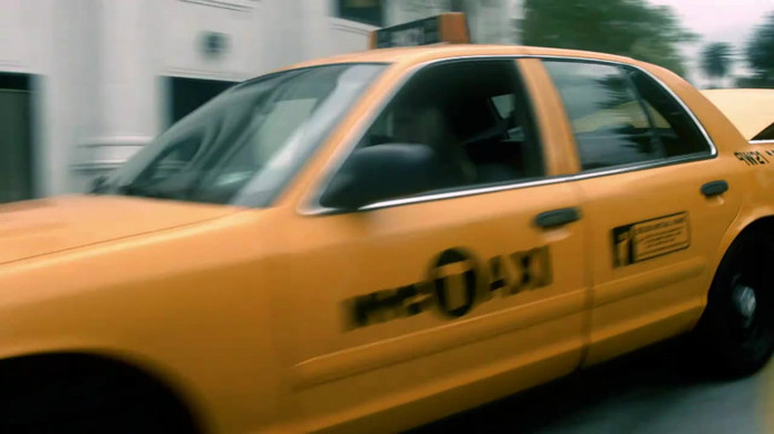 Avril Lavigne - What The Hell_youtube_original 0783