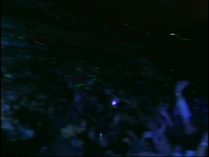 Bonez Tour Documentary [HD] Part2 - Avril Lavigne 1173 - Avril - Lavigne - 2008 - Bonez - Tour - Documentary - oo3