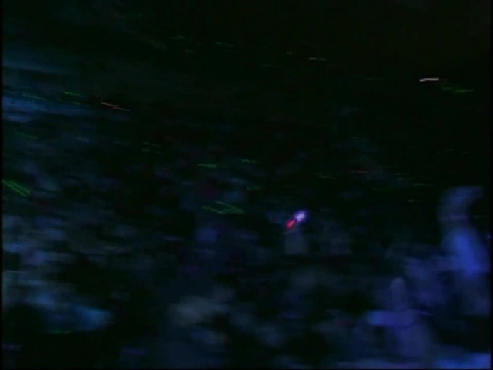 Bonez Tour Documentary [HD] Part2 - Avril Lavigne 1175 - Avril - Lavigne - 2008 - Bonez - Tour - Documentary - oo3