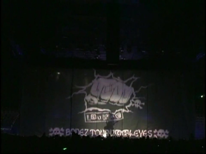 Bonez Tour Documentary [HD] Part2 - Avril Lavigne 0705