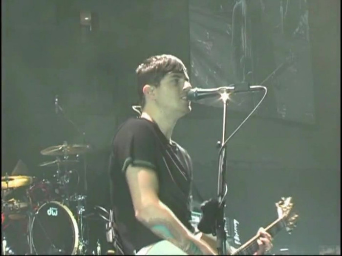 Bonez Tour Documentary [HD] Part2 - Avril Lavigne 1196 - Avril - Lavigne - 2008 - Bonez - Tour - Documentary - oo3
