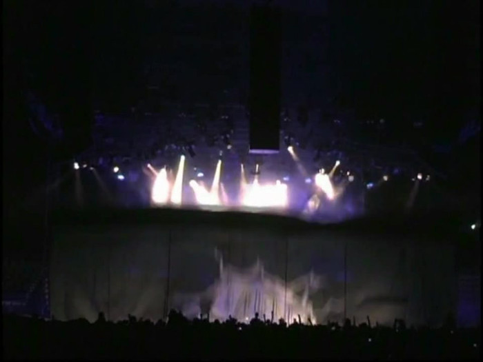 Bonez Tour Documentary [HD] Part2 - Avril Lavigne 0722