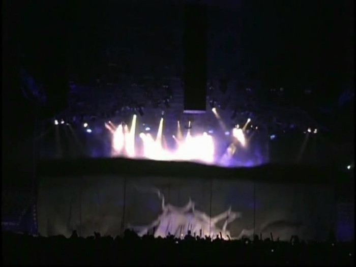 Bonez Tour Documentary [HD] Part2 - Avril Lavigne 0723