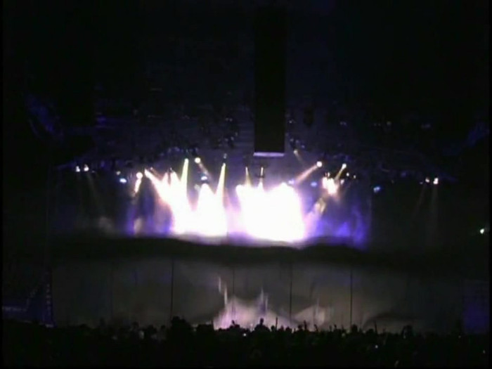 Bonez Tour Documentary [HD] Part2 - Avril Lavigne 0725 - Avril - Lavigne - 2008 - Bonez - Tour - Documentary - oo2