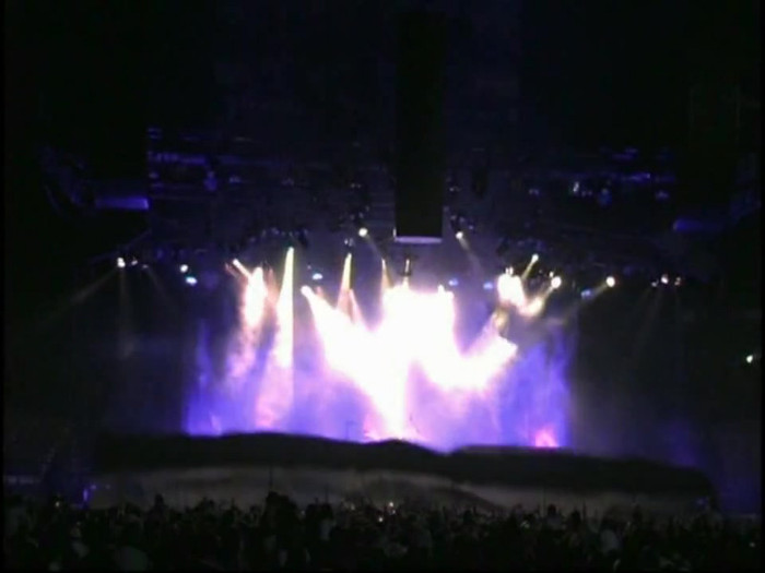 Bonez Tour Documentary [HD] Part2 - Avril Lavigne 0731