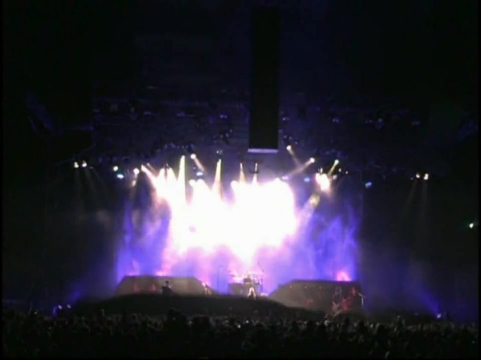 Bonez Tour Documentary [HD] Part2 - Avril Lavigne 0735