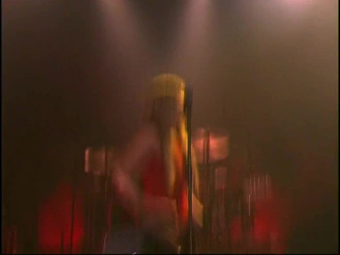 Bonez Tour Documentary [HD] Part2 - Avril Lavigne 2205