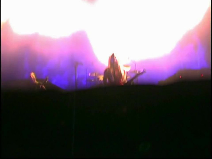 Bonez Tour Documentary [HD] Part2 - Avril Lavigne 0737