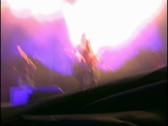 Bonez Tour Documentary [HD] Part2 - Avril Lavigne 0738