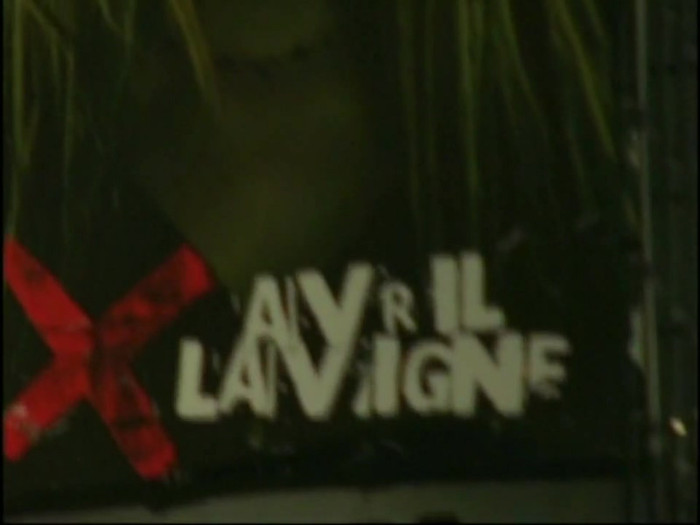 Bonez Tour Documentary [HD] Part2 - Avril Lavigne 0265
