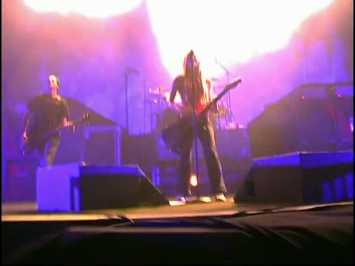 Bonez Tour Documentary [HD] Part2 - Avril Lavigne 0747