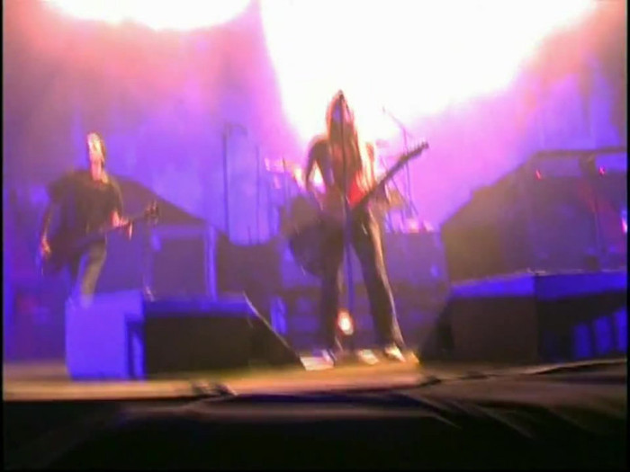 Bonez Tour Documentary [HD] Part2 - Avril Lavigne 0748