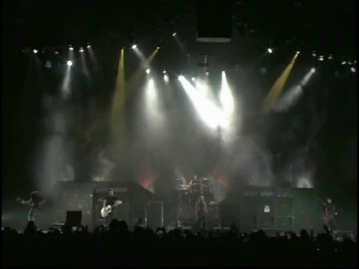 Bonez Tour Documentary [HD] Part2 - Avril Lavigne 1232